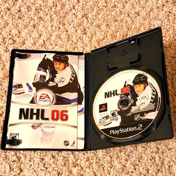 NHL 06 CIB PS2 GUC - Picture 3 of 3